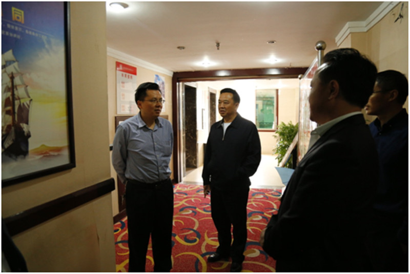 1526025149954587.jpg 2.jpg